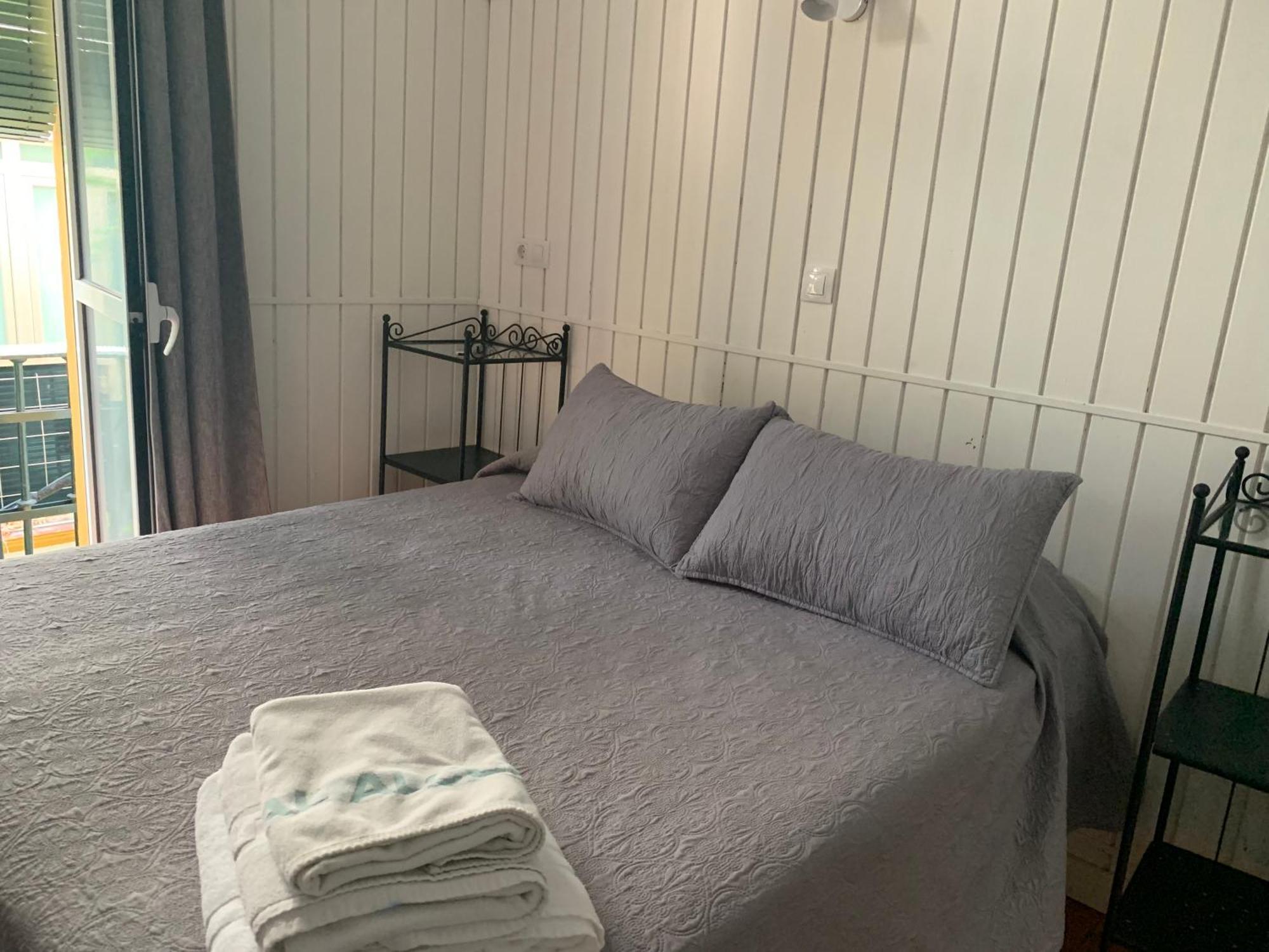 Single Room Private Bathroom